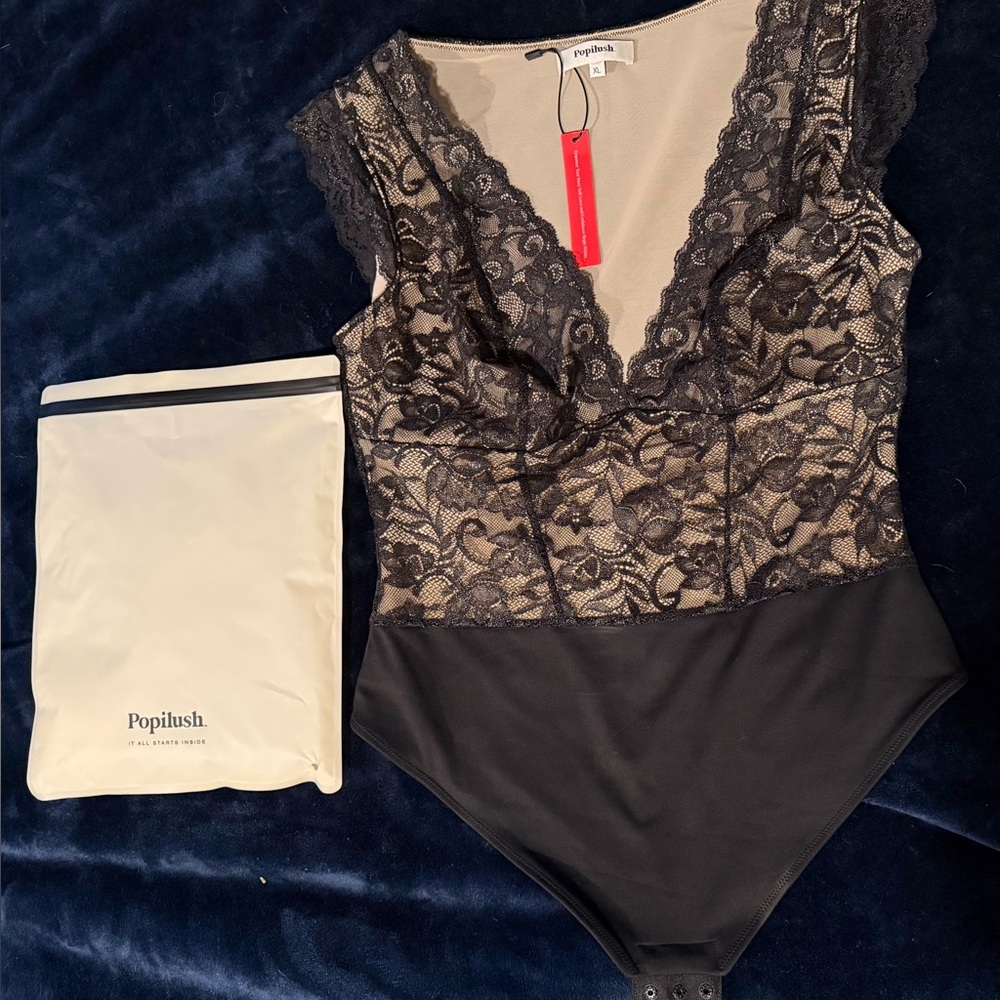 Popilush Black Lace Bodysuit for Women, cap sleeve. XL. NWT.